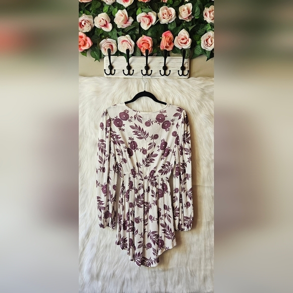 Kismet Boho Romance Floral Tunic w/ Lace Trim - Picture 3 of 8
